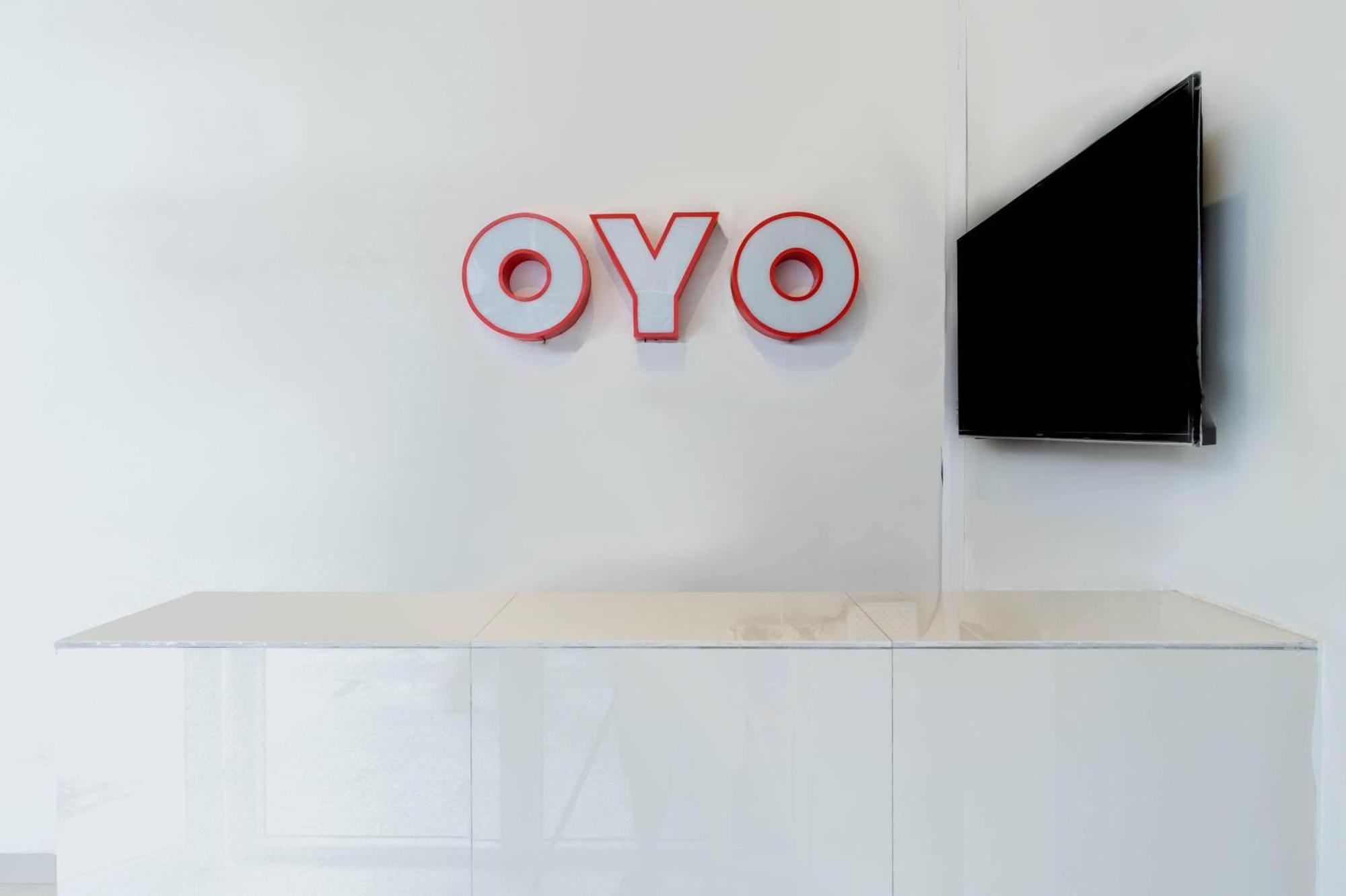 Super Oyo 2345 Homestay Jaya Medan Eksteriør bilde