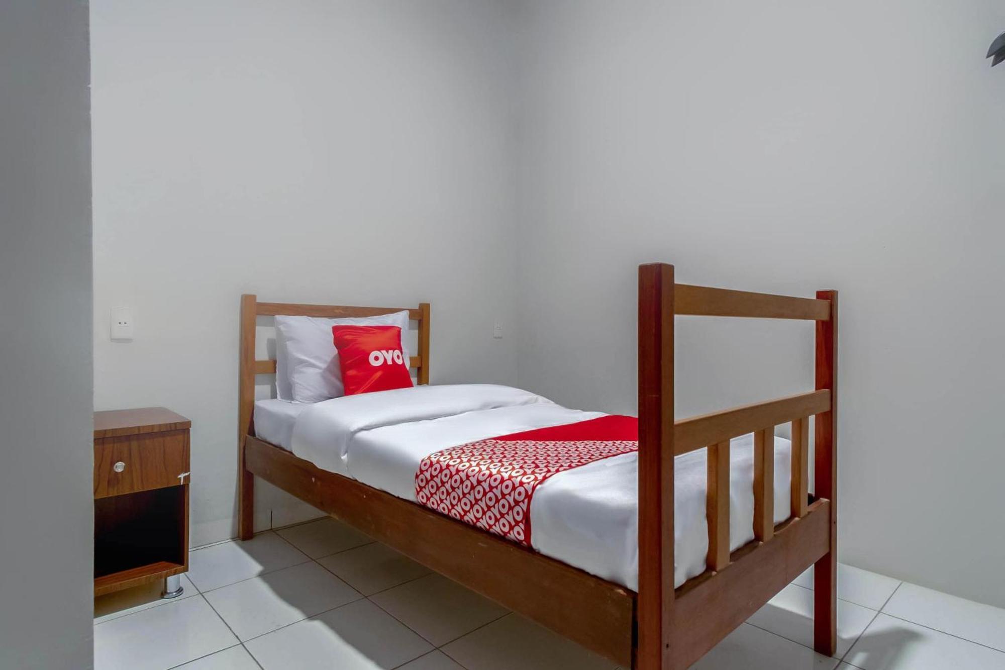 Super Oyo 2345 Homestay Jaya Medan Eksteriør bilde